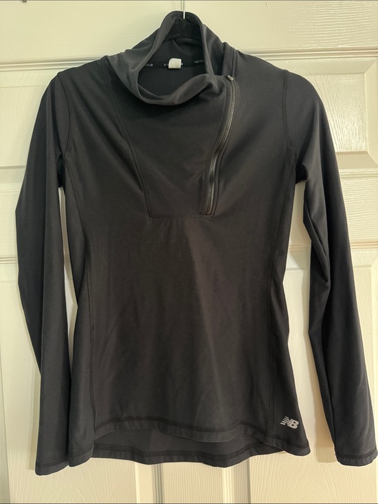 New Balance Tops - New Balance Black Women's Long-Sleeve Zip-Neck Pullover